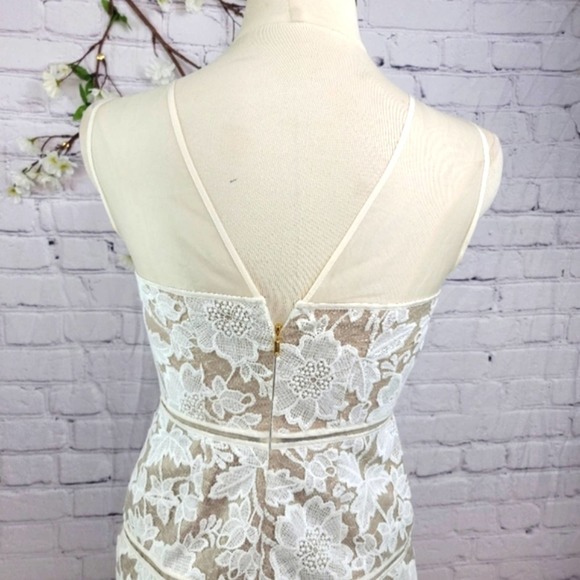 TRINA TURK SHEER FRONT LACE MINI WHITE/ NUDE SLEVEELESS DRESS SZ 2 - Picture 12 of 12